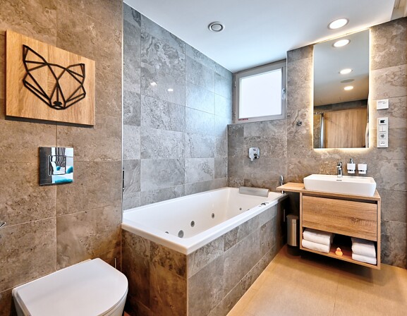 Čtyřlůžkové apartmá Horizont s vířivkou