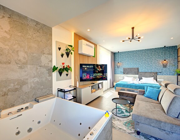 Wellness apartmá Harmony s obří vířivkou, saunou a kuchyňkou