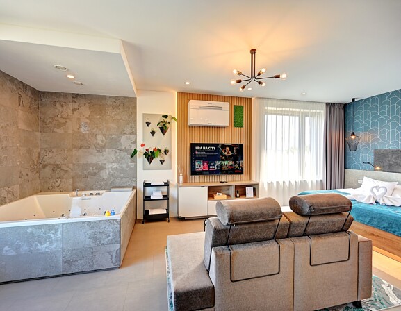 Wellness apartmá Harmony s obří vířivkou, saunou a kuchyňkou