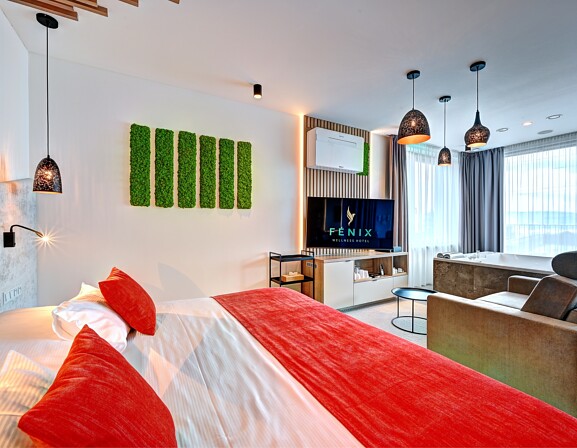 Wellness apartmá King s obří vířivkou, saunou a terasou